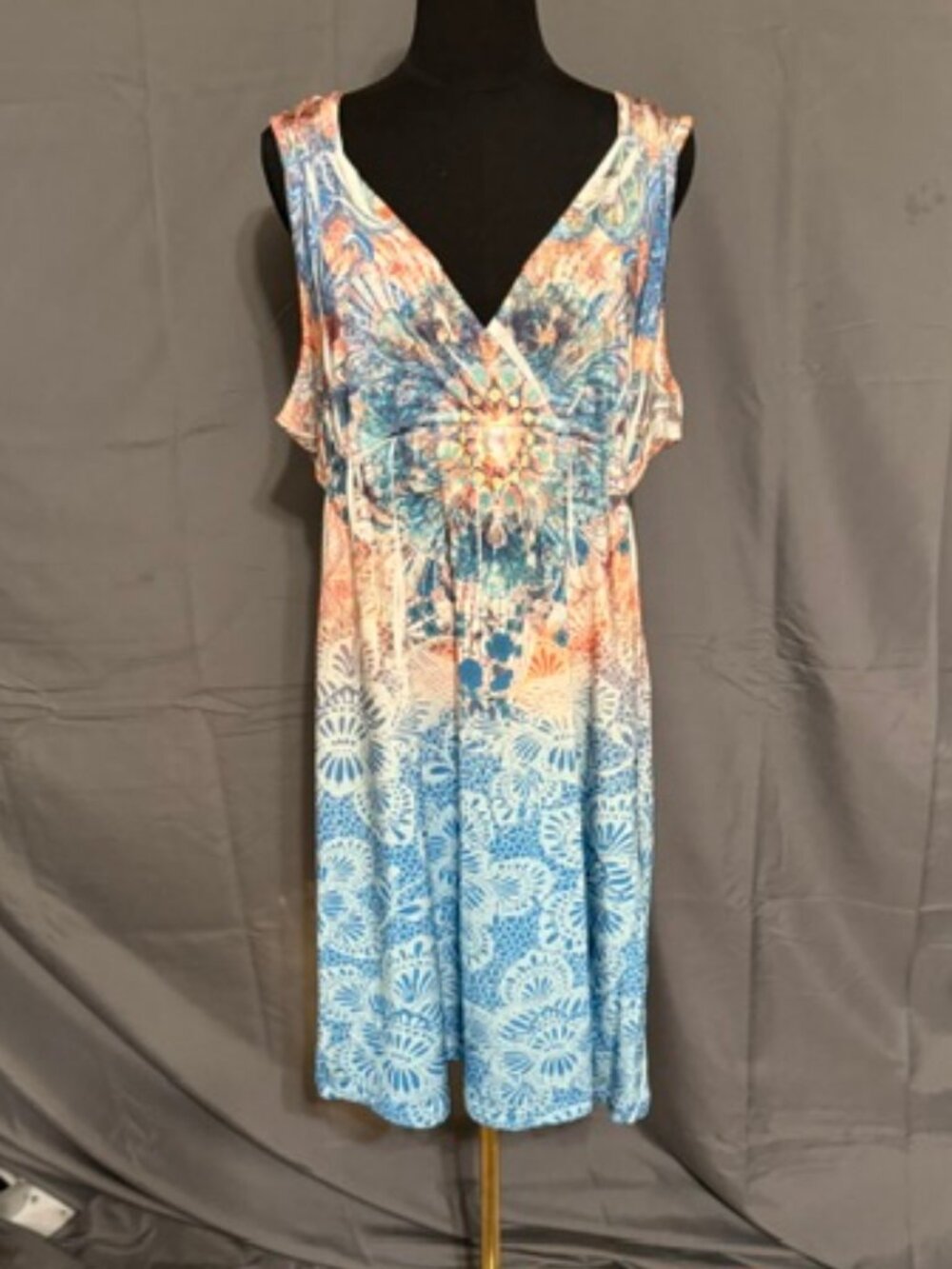 KIARA Dress Size XL